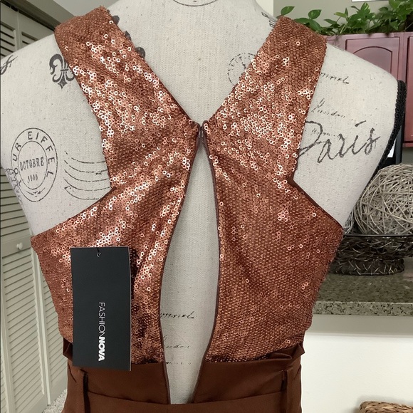 🔥 Sexy Sequined Jumpsuit 🔥 - Picture 5 of 11